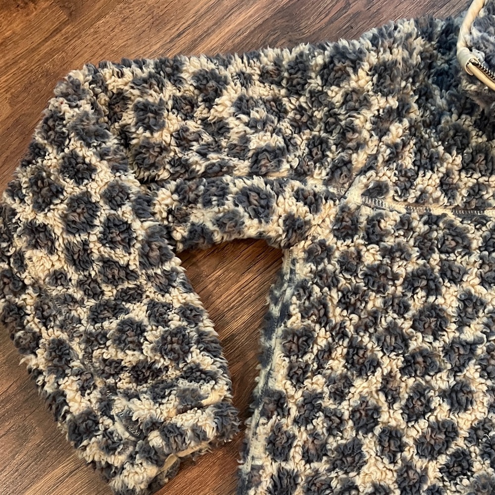 Abercrombie & Fitch Fleece Jacket - cheetah print Sherpa - Picture 5 of 10